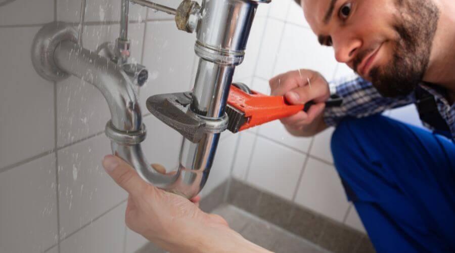 Local expert plumbing services in Tingley, IA